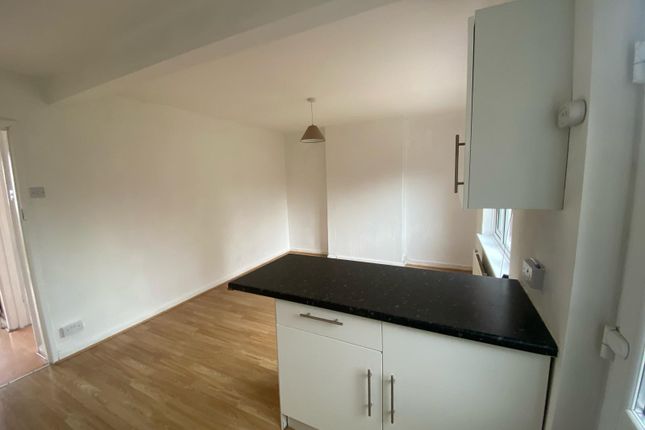 Capron Road, Dunstable photo 5