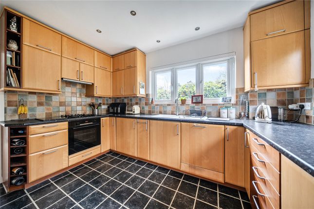 Craigston,, Barnfield Road, Surrey photo 4