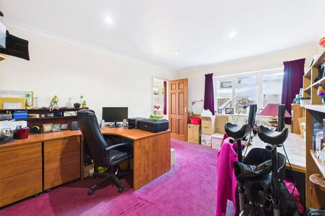 49, Oldmixon Road, North Somerset photo 4