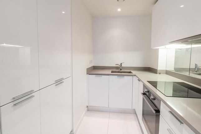 Cardinal Building,Flat 319, Station Approach, Hayes photo 3