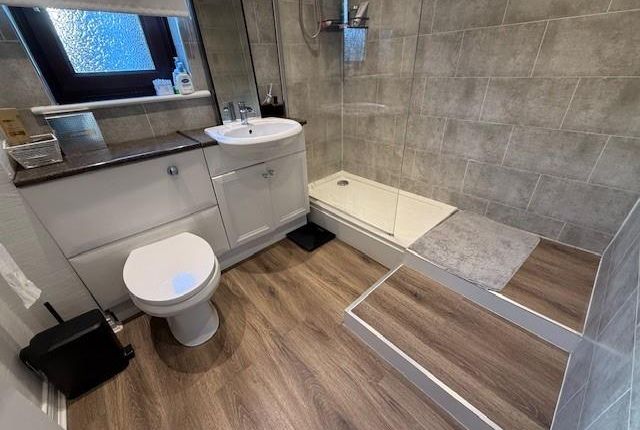 15, Ford Rise, Stocksfield photo 4