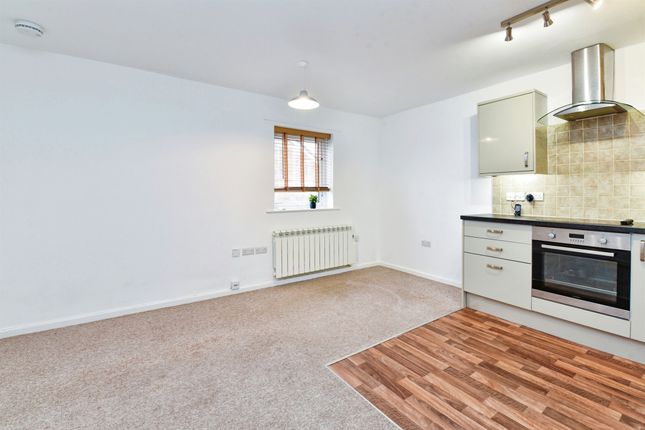 Flat for sale in Southbroom Road, Devizes