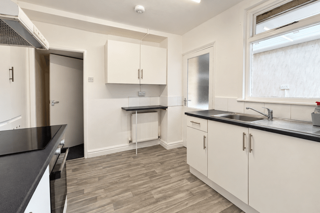 11, Telekebir Road, Hopkinstown, Pontypridd photo 4