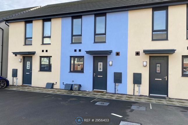 2-bed house on Rhodfa Cambo, Barry, £1,200/mo