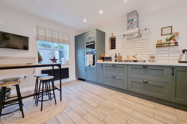 18, Larch Close, Ruskington photo 3