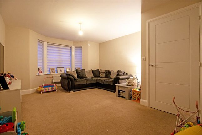 5 Brewster Road, Gainsborough photo 2