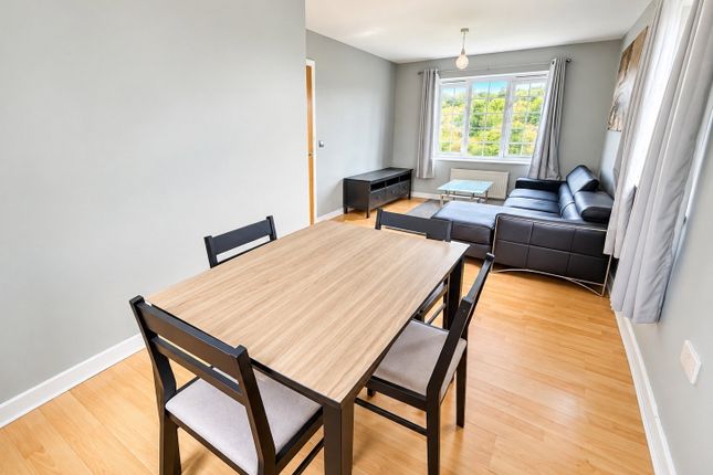 36, Columbus Avenue, Brierley Hill photo 4