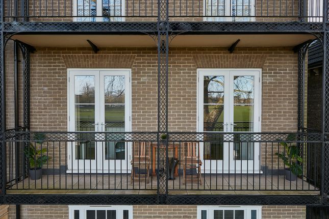 2 Bed Flat For Sale In Regent Terrace Cambridge Cb2 Zoopla