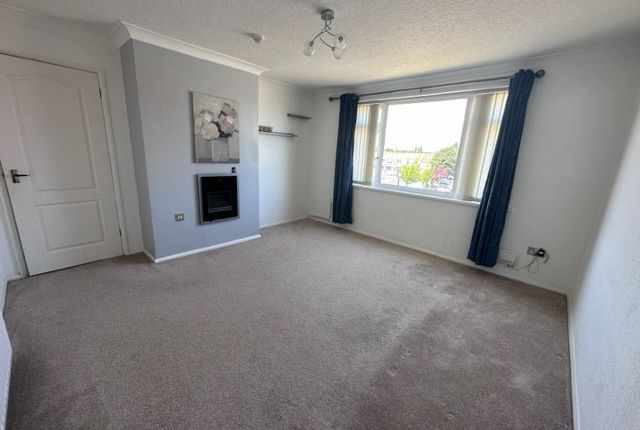 5, Lowfield Court, Hull photo 5