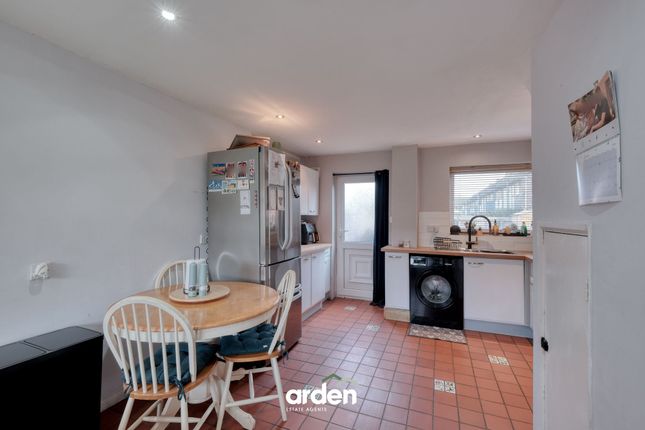 37 Bisley Close, Worcester photo 4