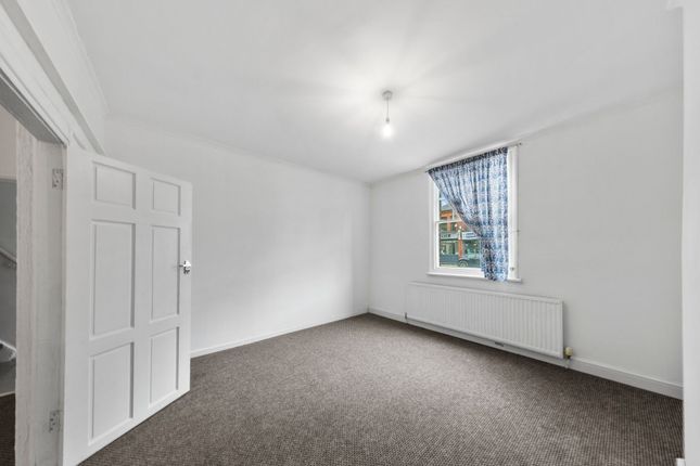 20 London Road, Warrington photo 2