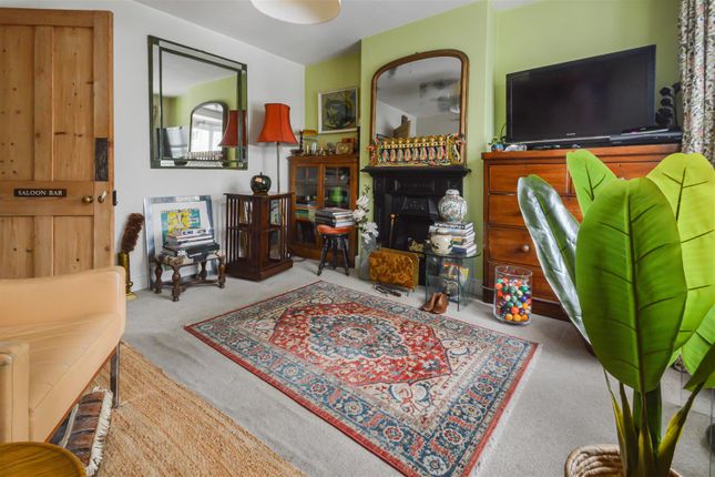 37, Lordscroft Lane, Haverhill photo 2