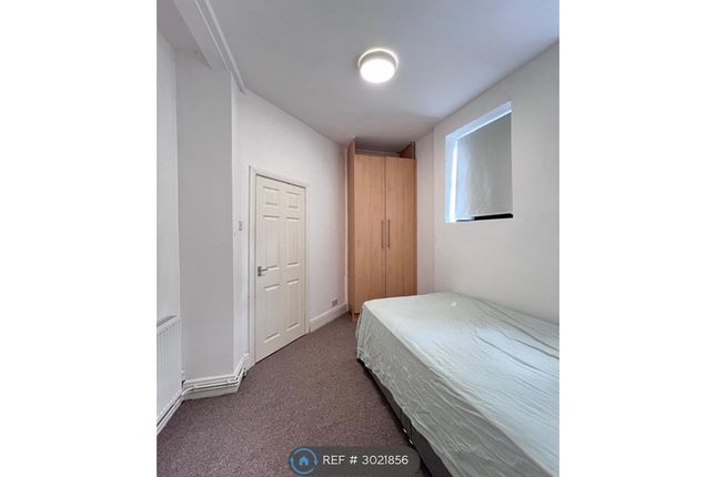 Flat  A Hawthorne Road, Bootle Liverpool, Bootle photo 2