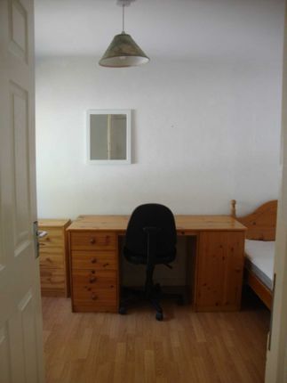 Terraced house to rent in Northdown Road, Hatfield