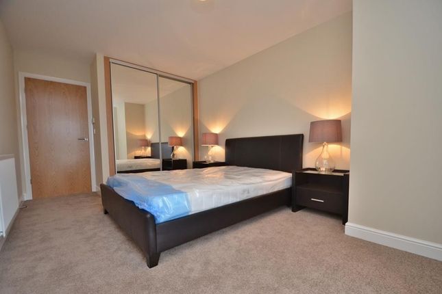Otter Way, West Drayton photo 3
