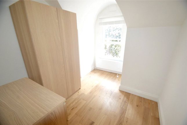 Flat to rent in Beulah Hill, London