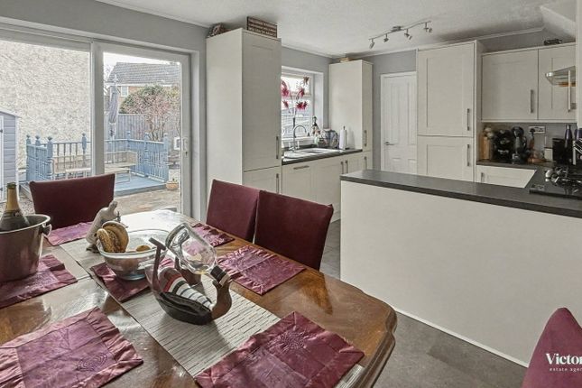 3, Greenfield Drive, Ivybridge photo 4