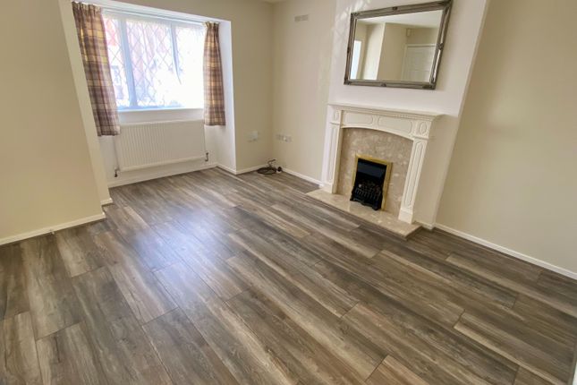 Detached house for sale in Moortown Close, Grantham