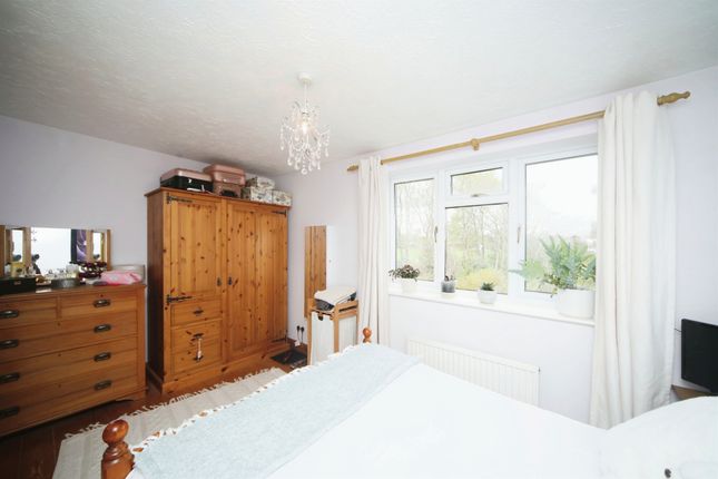 Semi-detached house for sale in Farriers Green, Monkton Heathfield, Taunton