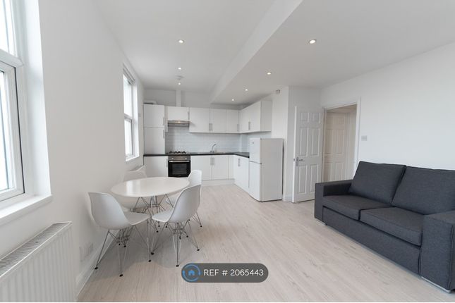 Thumbnail Flat to rent in Manse Road, London