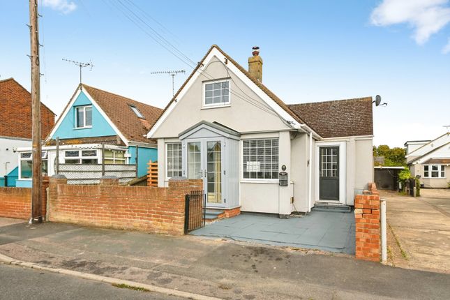 2-bed detached on 12, Golf Green Road, Clacton-on-Sea, £140,000