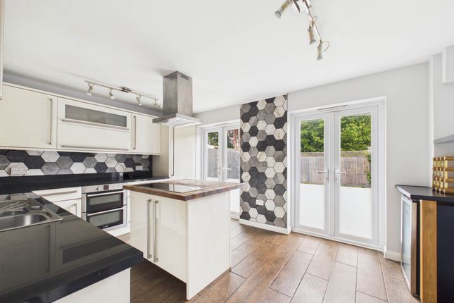 8, Bedford Road, Horsham photo 2