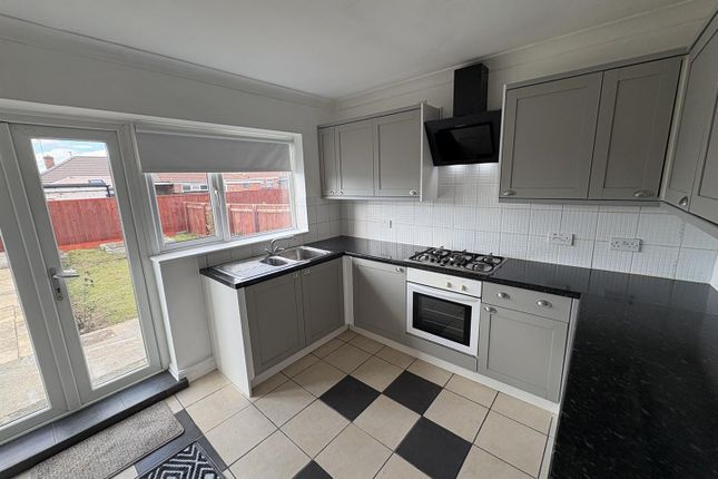 8, Jubilee Grove, Billingham photo 2