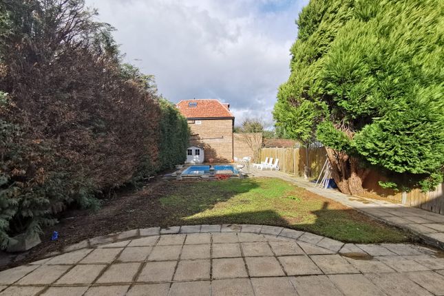 Detached house to rent in Penshurst Gardens, Edgware