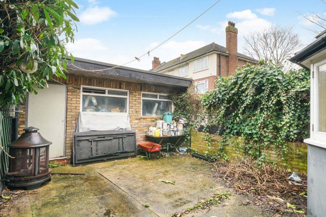 Terraced house for sale in Springwell Avenue, London