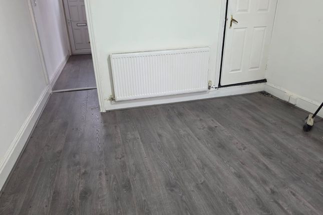 51, Ronald Road, Birmingham photo 3