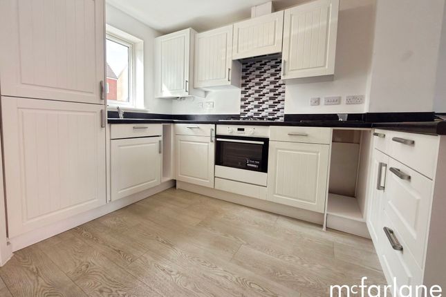 21 Brickworth Place, Swindon photo 4