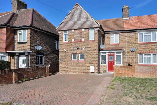 Wesley Avenue, Hounslow, TW3 4LT, Hounslow photo 3
