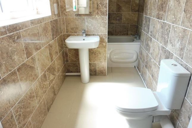Flat 2 The Old Canal Inn, Shirley Avenue, SOUTHSEA photo 3