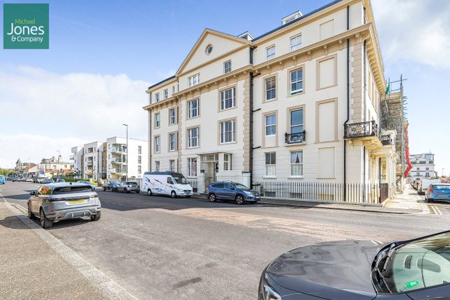 Thumbnail Flat to rent in West Mansions, Heene Terrace, Worthing, West Sussex