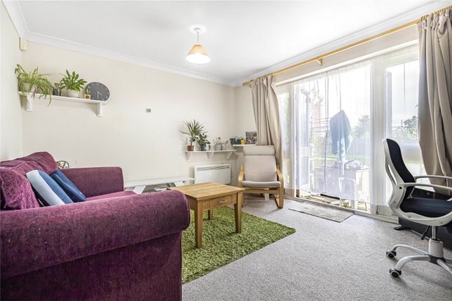 Flat for sale in Joan Lawrence Place, Headington, Oxford, Oxfordshire