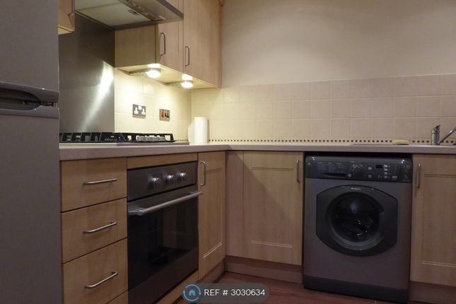Flat, Masters House Coxhill Way, Aylesbury photo 4