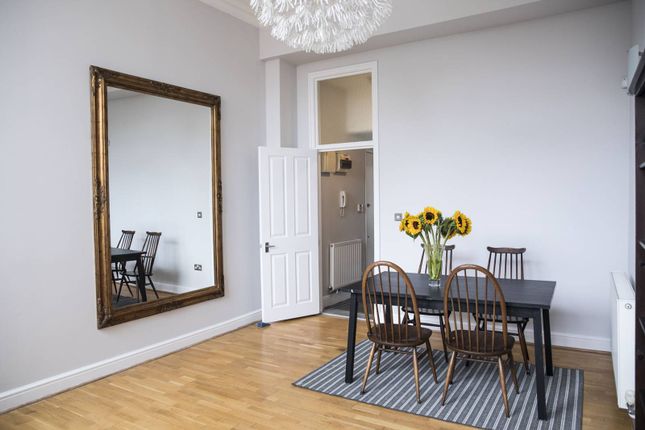 Thumbnail Flat to rent in Hewlett Road, Victoria Park, London