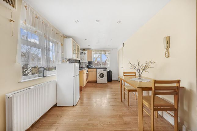 Flat C, 5, Perth Road, London photo 2