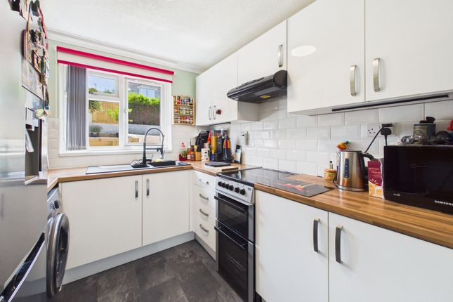 50 Chesterfield Avenue, Nottingham photo 3
