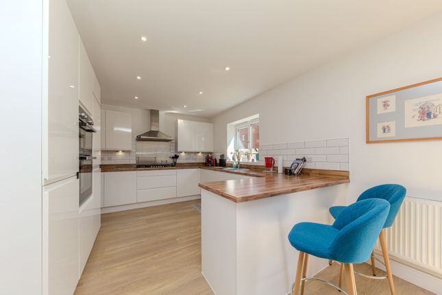78 Harold Hines Way, Stoke-On-Trent photo 4
