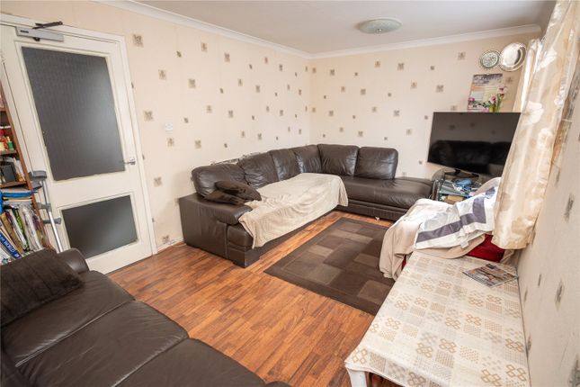 21, Erasmus Road, Birmingham photo 3