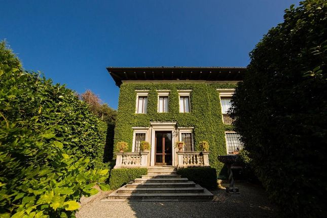 Villa for sale in Verbania, Piemonte, 28900, Italy