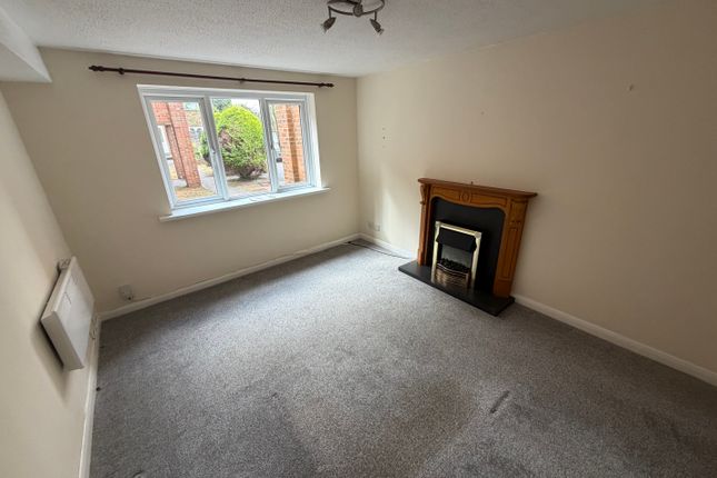 24 Hayes Court, Totnes Road, Paignton photo 2