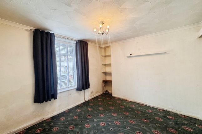 23 Iscoed Road, Hendy, Swansea photo 2
