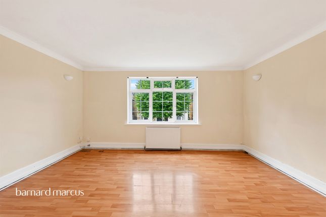 Flat 2, 42, St. James Road, Sutton photo 3