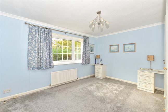 St. John's Road, Crowborough photo 4