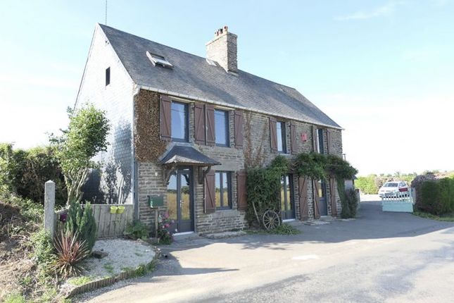 Thumbnail Detached house for sale in Savigny-Le-Vieux, Basse-Normandie, 50640, France
