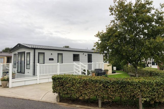 Mobile/park home for sale in Stather Road, Burton-Upon-Stather, Scunthorpe