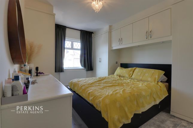 38, Pembroke Road, Greenford photo 4