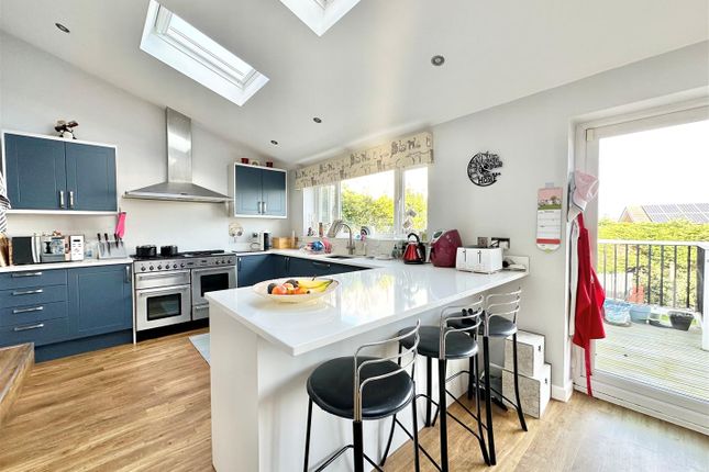 11, Crabtree Avenue, Stockport photo 3